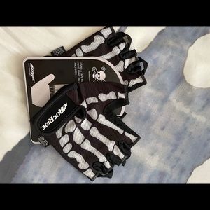 Skull cycling gloves